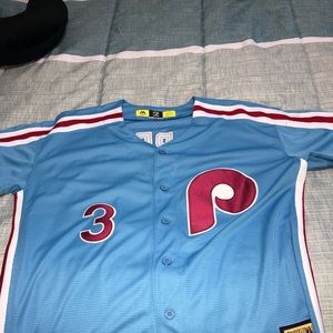 Phillies jersey size L